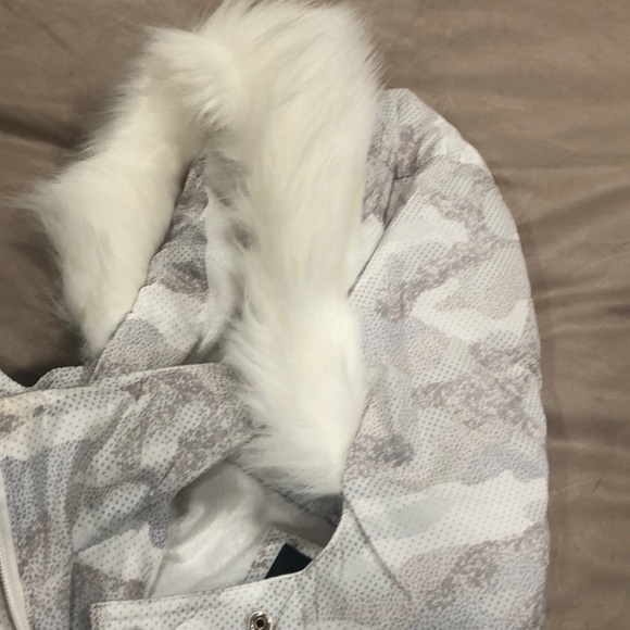 Puffy Jacket - Picture 3 of 5